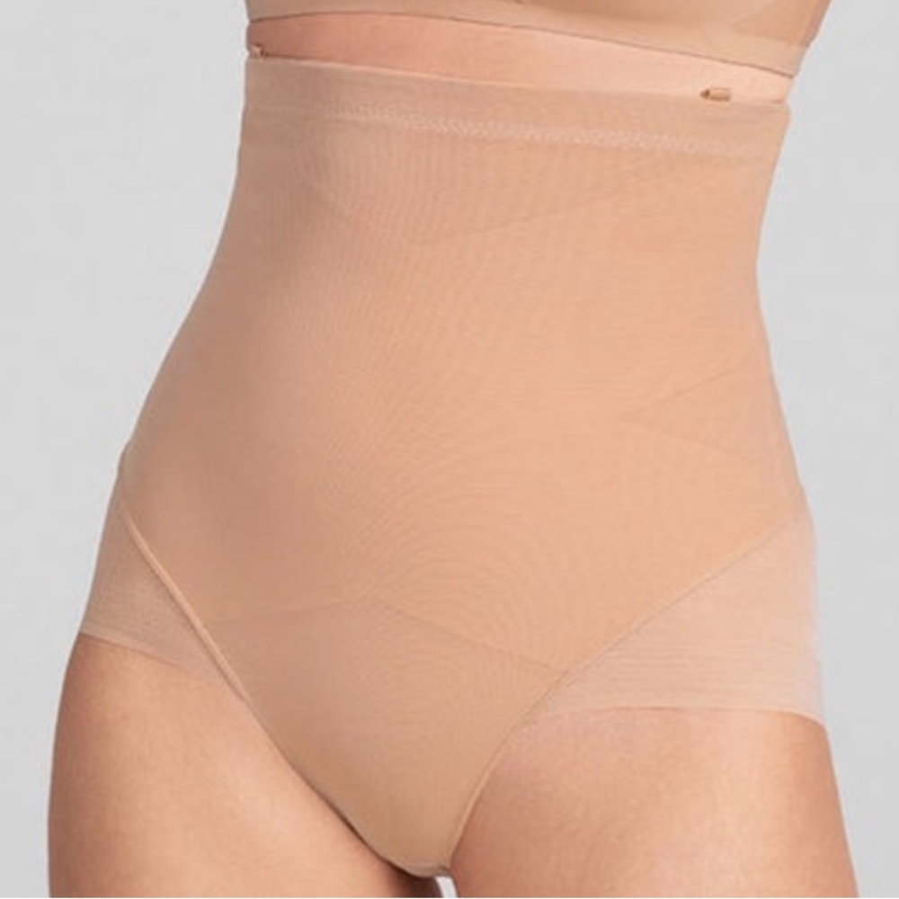 $84 Honeylove 2X SuperPower Brief Panty Shapewear Logo Mesh Nylon Smooth Boned